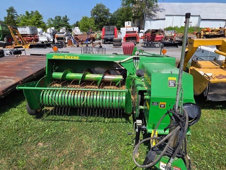 john-deere-348-image-26