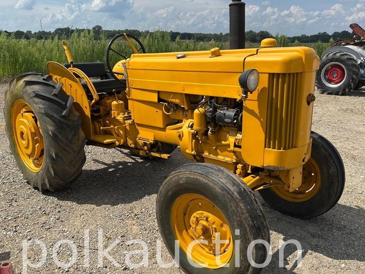 john-deere-420-image-1