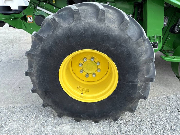 2015-john-deere-s680-image-54