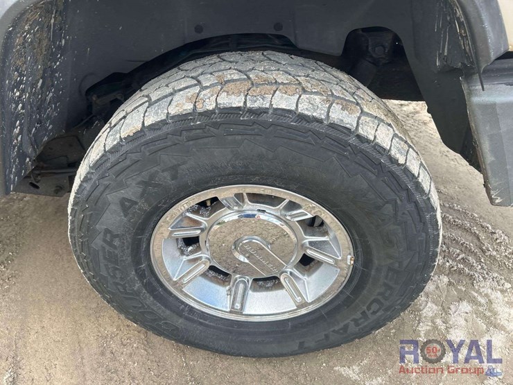 2005-hummer-h2-image-15