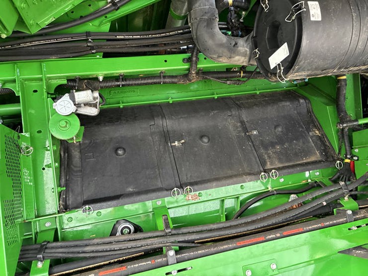 2015-john-deere-s680-image-67