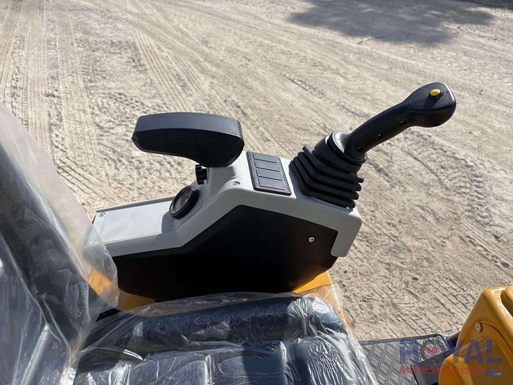 unused-2025-cfg-mx12rx-mini-excavator-image-14