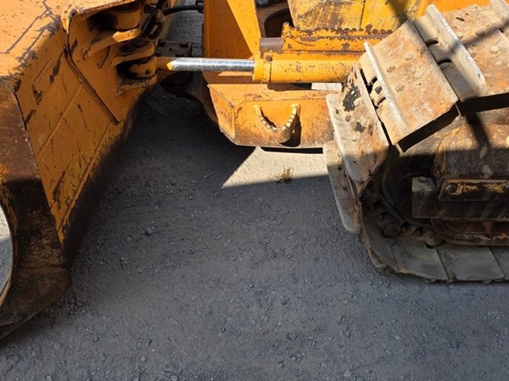2012-case-850l-xlt-image-8