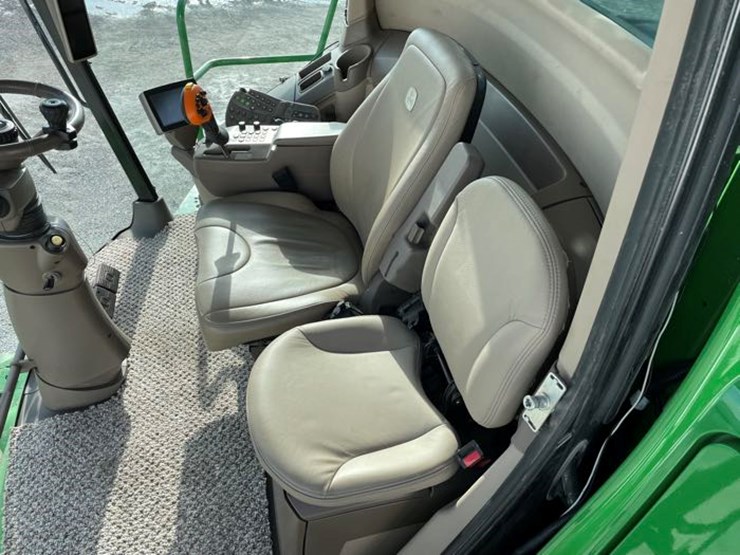 2017-john-deere-s680-image-105