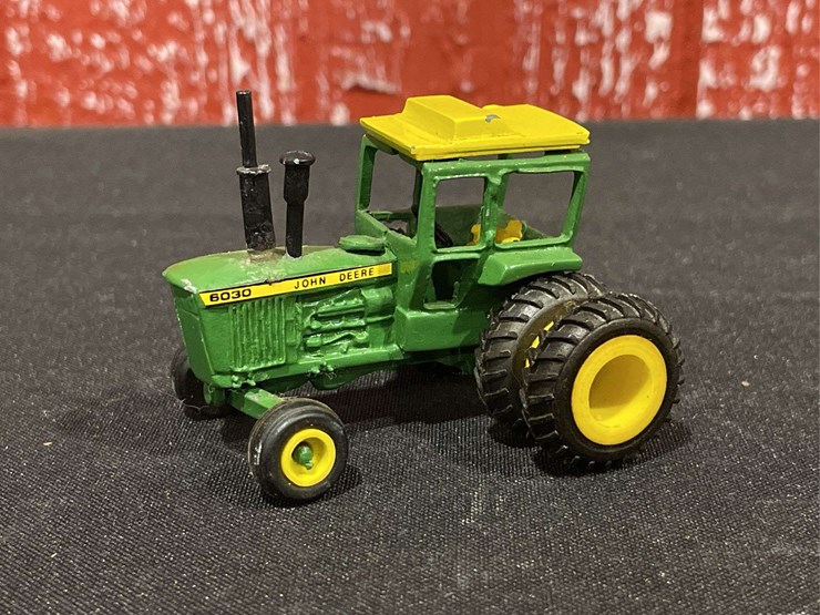 john-deere-6030-image-1