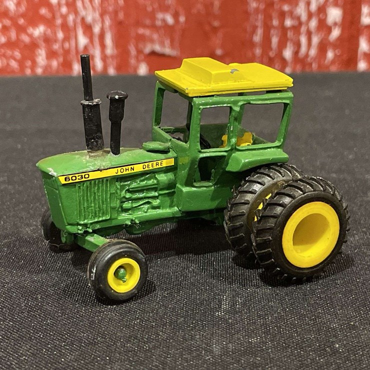 JOHN DEERE 6030