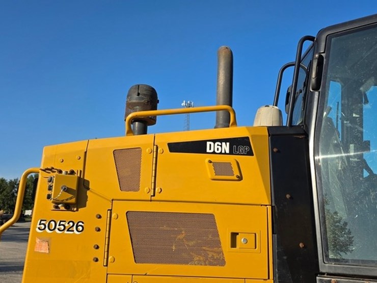 2019-caterpillar-d6n-lgp-image-16