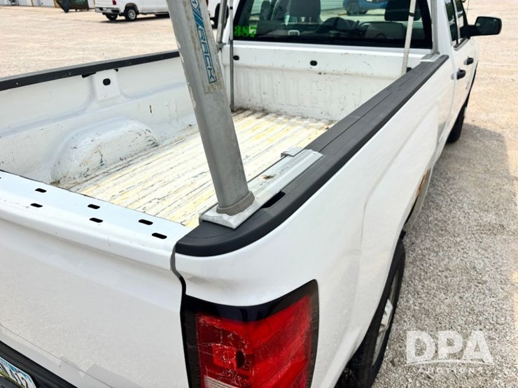2015-chevrolet-2500hd-image-35