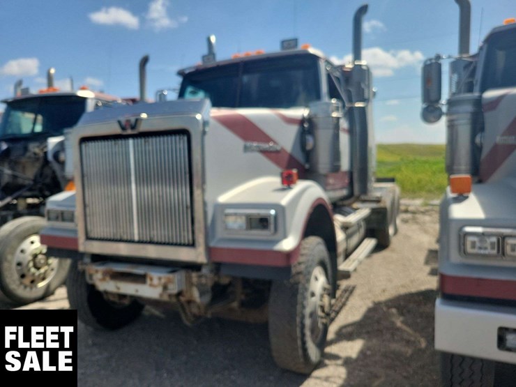 2012-western-star-4900-image-4
