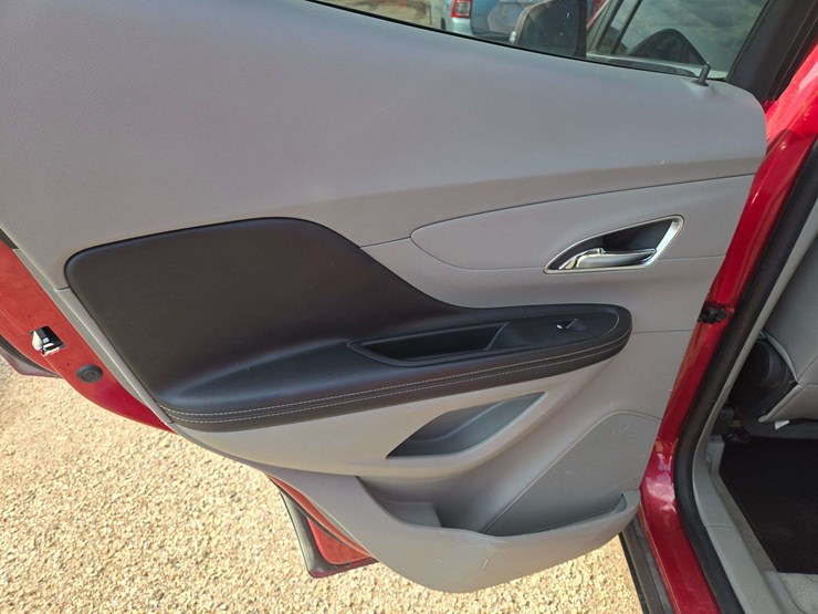 2014-buick-encore-image-11