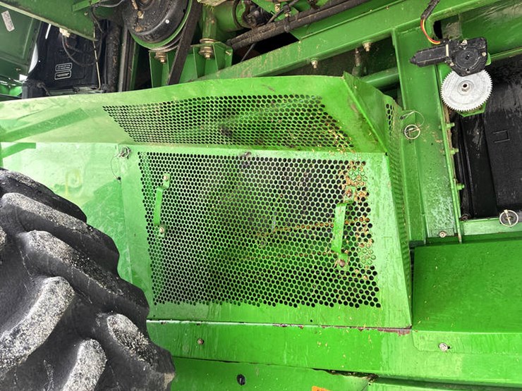 2002-john-deere-9750-image-52