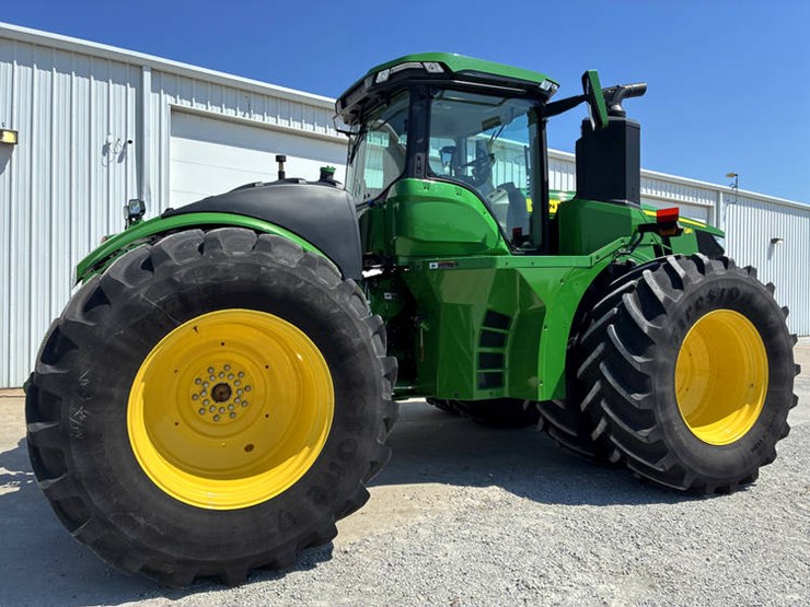 2023-john-deere-9r-440-image-5