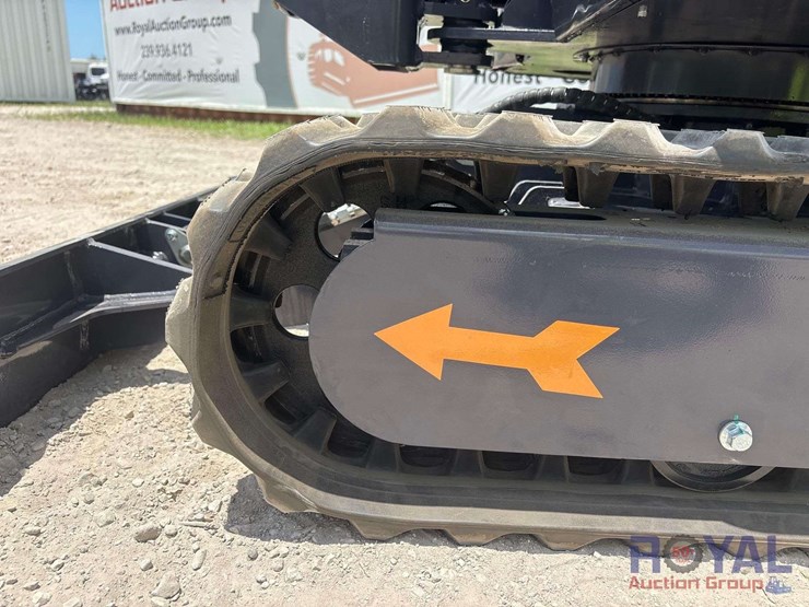 unused-2025-cfg-mx20r-mini-excavator-image-24