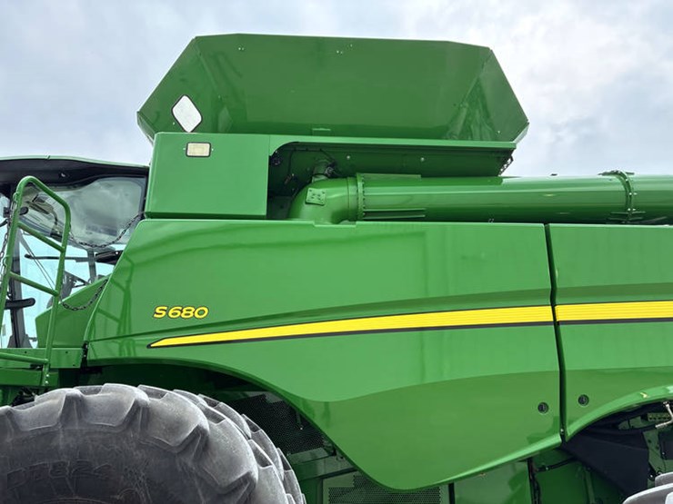 2016-john-deere-s680-image-38