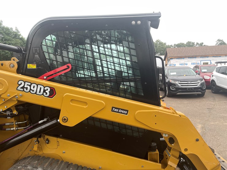 2019-caterpillar-259d3-image-16