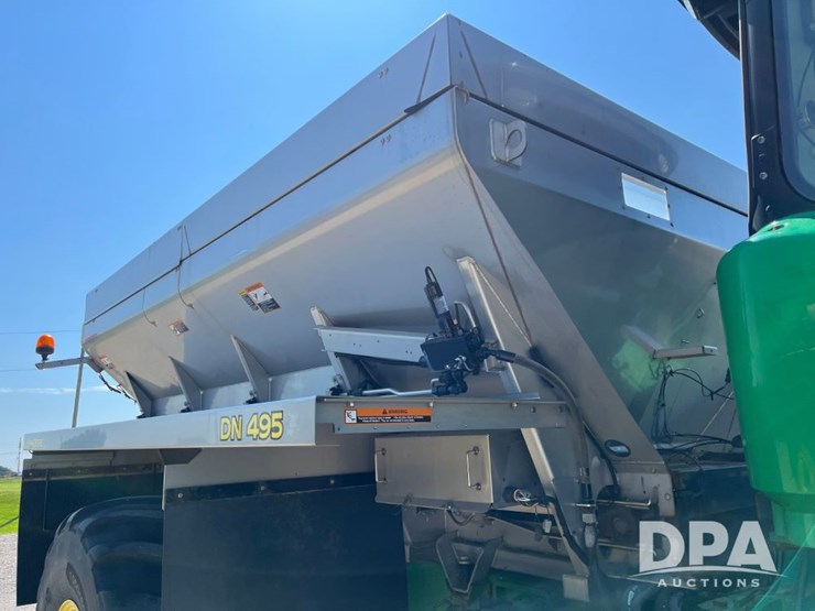 2019-john-deere-f4365-image-35