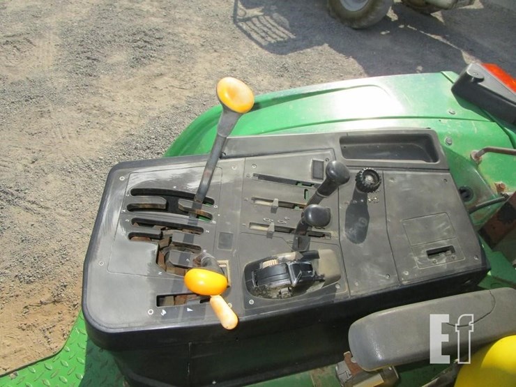 john-deere-6405-image-16
