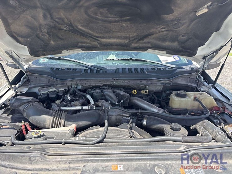 2017-ford-f550-image-21