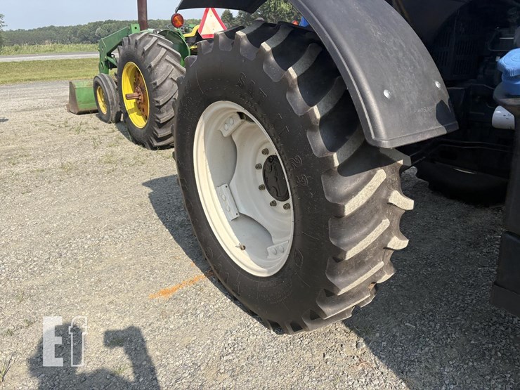 2016-new-holland-ts6.120-image-23