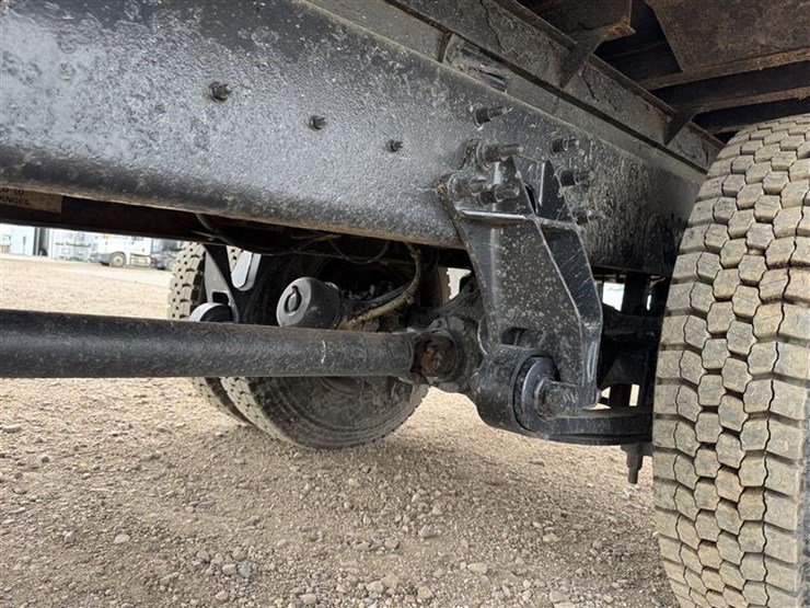 2012-international-durastar-4300-image-22