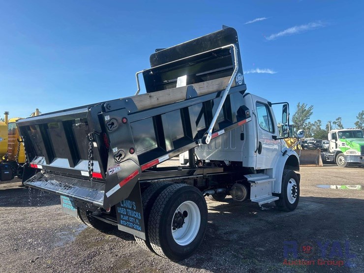 2020-freightliner-m2-106-dump-truck-image-3