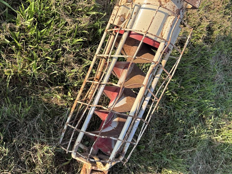 buhler-farm-king-846-image-8