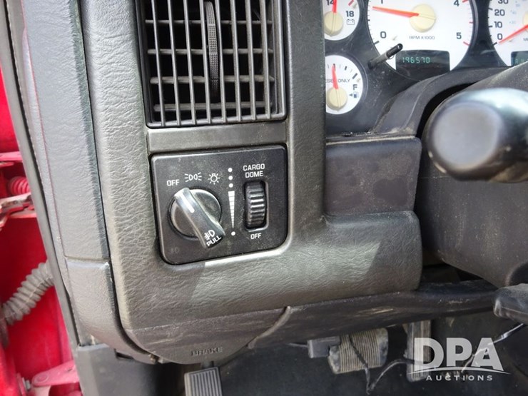 2004-dodge-ram-2500-image-84