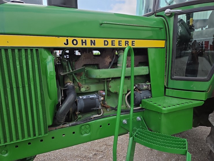 john-deere-4430-image-11