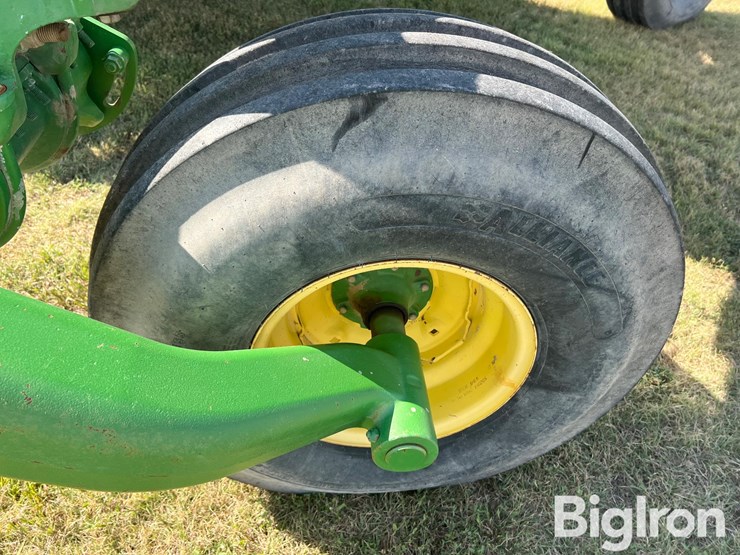 2011-john-deere-r450-image-17