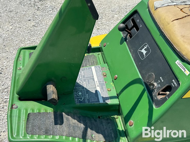 john-deere-96-image-12