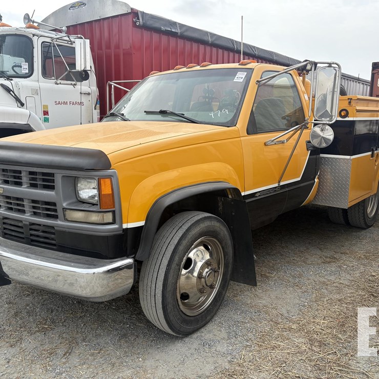 2000 CHEVROLET 3500