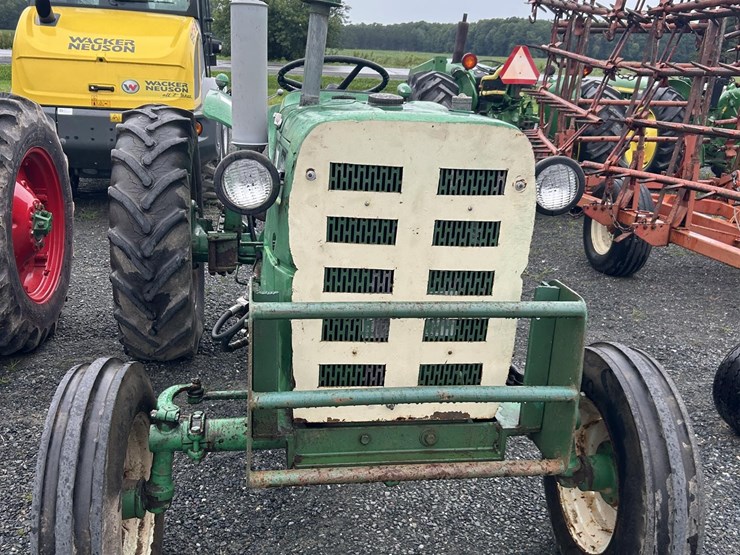 1969-oliver-1250-image-2
