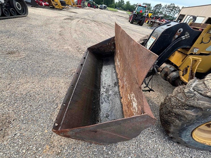 caterpillar-th407c-image-65