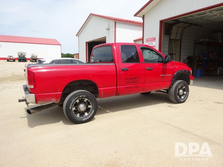 2004-dodge-ram-2500-image-26