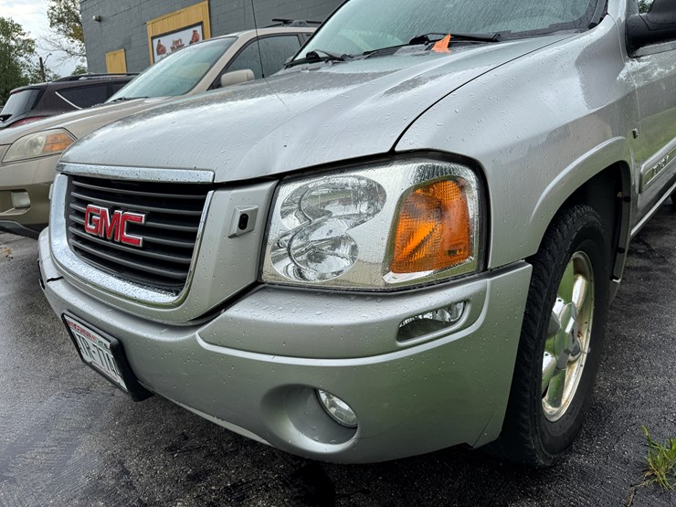 2004-gmc-envoy-image-10