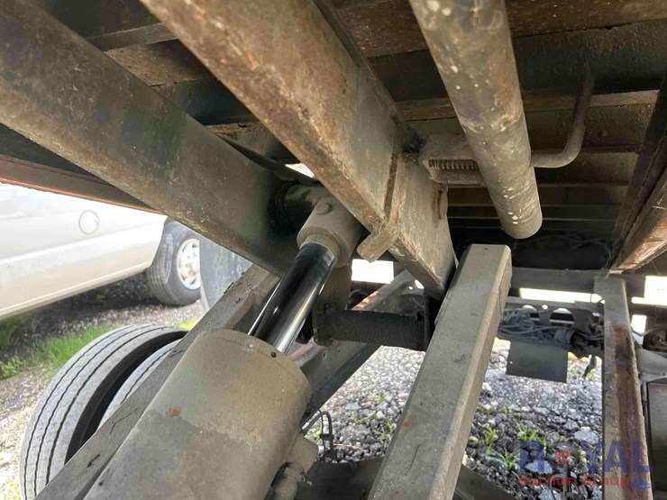 2007-gmc-w4500-image-23