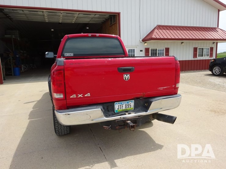 2004-dodge-ram-2500-image-19