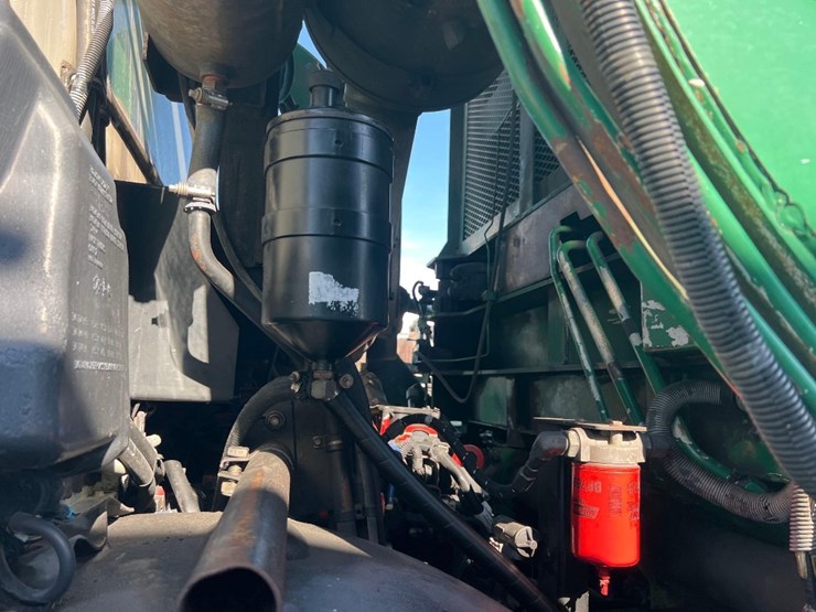2015-mack-leu613-image-12