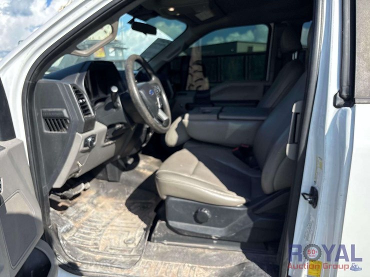 2020-ford-f250-image-13