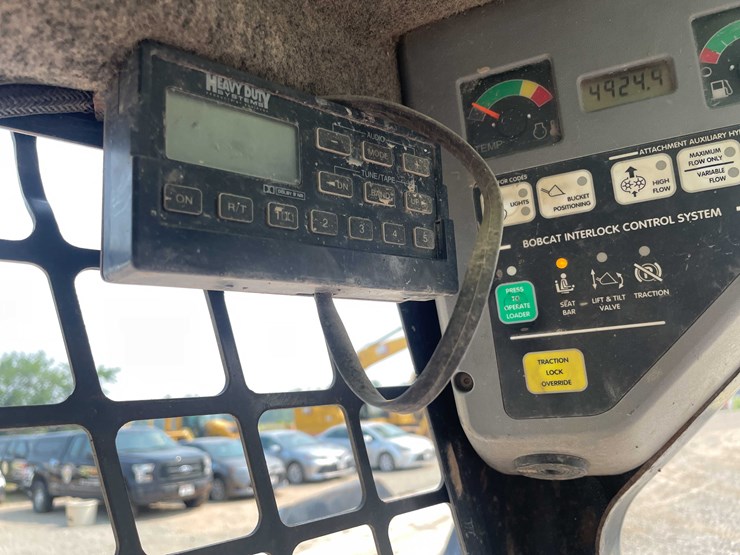 bobcat-t300-image-24