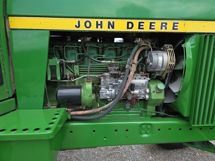john-deere-4430-image-31