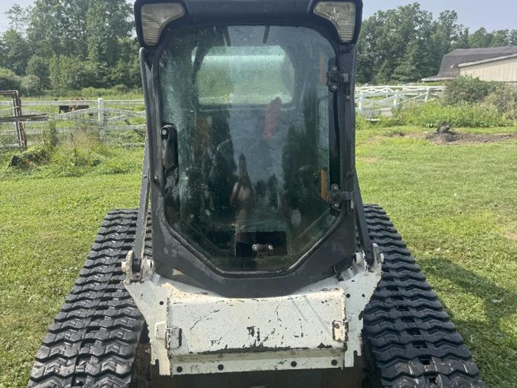 2015-bobcat-t770-image-3
