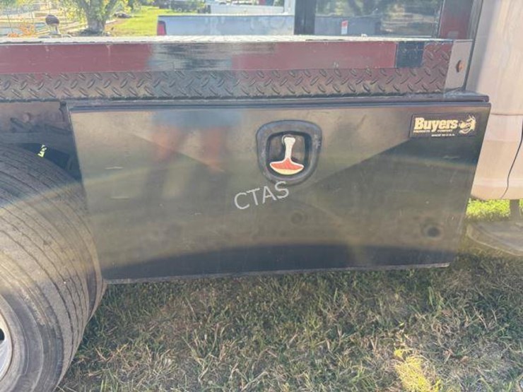 2019-ford-f550-image-11