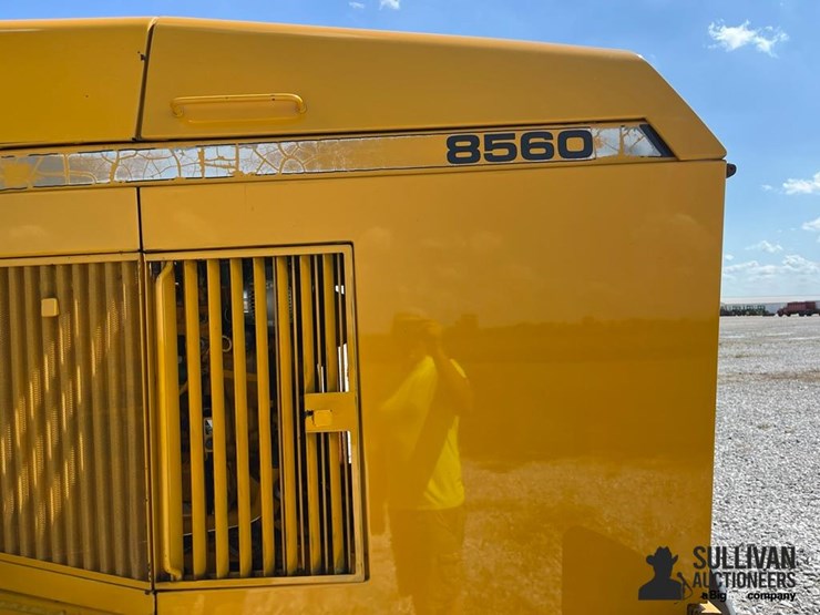 1989-john-deere-8560-image-17
