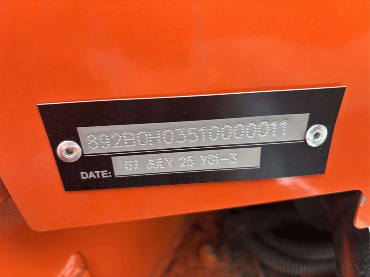 2004-hitachi-ex30u-image-25