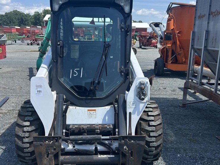 2014-bobcat-s570-image-2