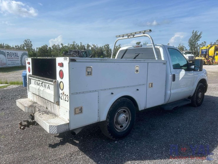 2011-ford-f250-image-3