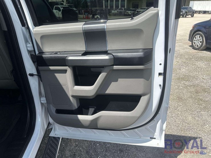 2016-ford-f150-image-23