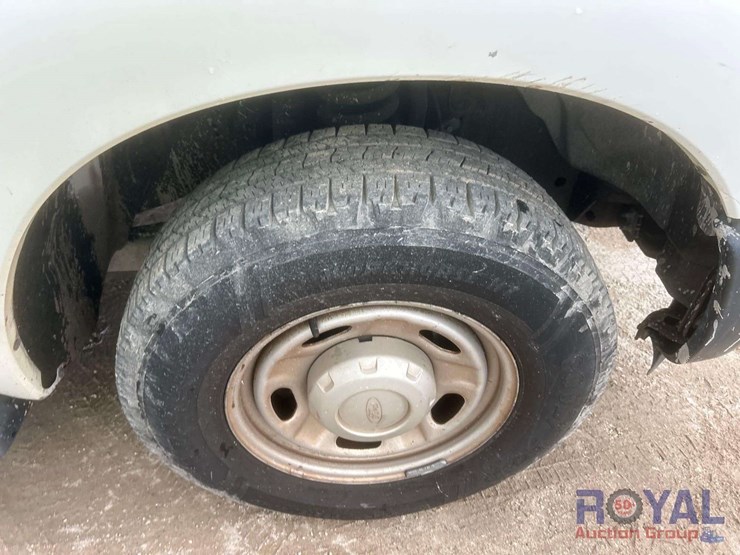 2012-ford-f250-image-27