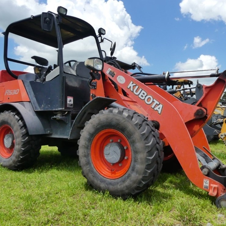 KUBOTA R530